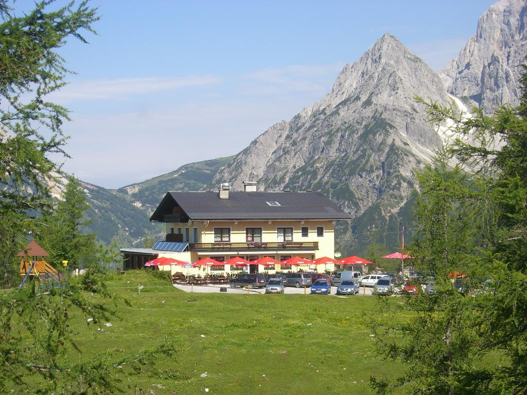 Hotel Gasthof Hunerkogel à Ramsau am Dachstein Extérieur photo
