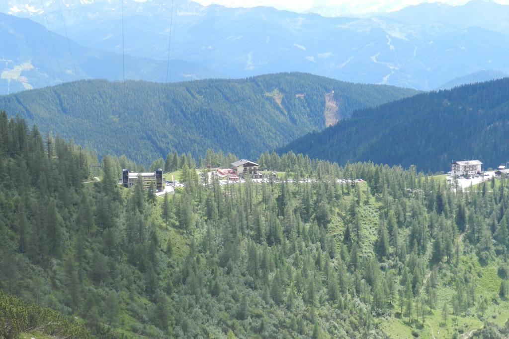 Hotel Gasthof Hunerkogel à Ramsau am Dachstein Extérieur photo
